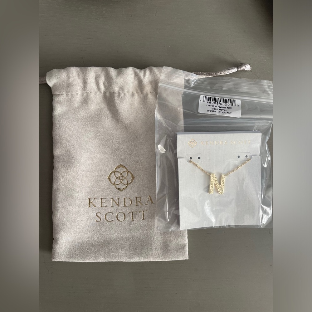Kendra Scott pendant necklaces letter N